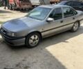 Серый Опель Вектра, объемом двигателя 2 л и пробегом 300 тыс. км за 1100 $, фото 1 на Automoto.ua