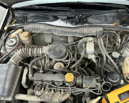 Сірий Опель Вектра, об'ємом двигуна 1.6 л та пробігом 270 тис. км за 1600 $, фото 9 на Automoto.ua