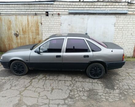 Серый Опель Вектра, объемом двигателя 1.8 л и пробегом 380 тыс. км за 1800 $, фото 3 на Automoto.ua