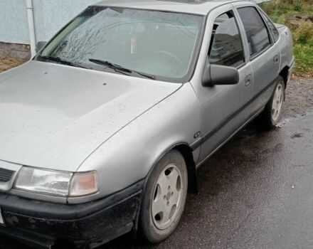 Серый Опель Вектра, объемом двигателя 1.8 л и пробегом 330 тыс. км за 899 $, фото 2 на Automoto.ua