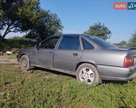 Серый Опель Вектра, объемом двигателя 2.5 л и пробегом 357 тыс. км за 3000 $, фото 7 на Automoto.ua