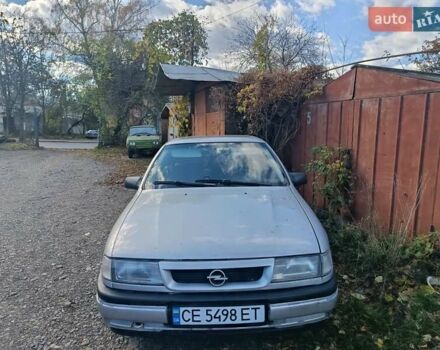 Серый Опель Вектра, объемом двигателя 1.8 л и пробегом 380 тыс. км за 1000 $, фото 2 на Automoto.ua