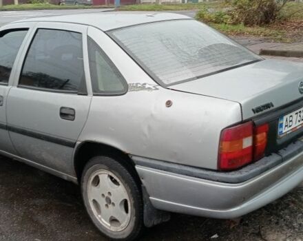 Серый Опель Вектра, объемом двигателя 1.8 л и пробегом 330 тыс. км за 899 $, фото 3 на Automoto.ua