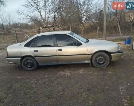 Серый Опель Вектра, объемом двигателя 2 л и пробегом 200 тыс. км за 900 $, фото 3 на Automoto.ua