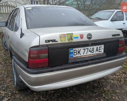 Сірий Опель Вектра, об'ємом двигуна 1.6 л та пробігом 350 тис. км за 1450 $, фото 4 на Automoto.ua