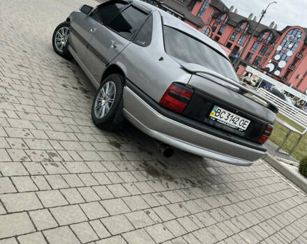 Сірий Опель Вектра, об'ємом двигуна 1.8 л та пробігом 500 тис. км за 3000 $, фото 6 на Automoto.ua