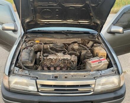 Сірий Опель Вектра, об'ємом двигуна 1.8 л та пробігом 545 тис. км за 2500 $, фото 5 на Automoto.ua