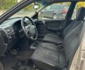 Серый Опель Вектра, объемом двигателя 1.69 л и пробегом 200 тыс. км за 1150 $, фото 4 на Automoto.ua