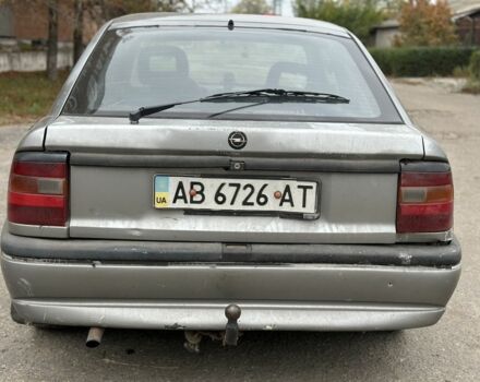 Серый Опель Вектра, объемом двигателя 1.8 л и пробегом 211 тыс. км за 650 $, фото 4 на Automoto.ua