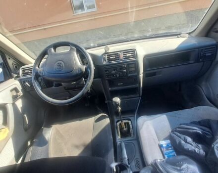 Серый Опель Вектра, объемом двигателя 2 л и пробегом 325 тыс. км за 950 $, фото 6 на Automoto.ua