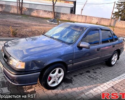 Серый Опель Вектра, объемом двигателя 2 л и пробегом 359 тыс. км за 1750 $, фото 2 на Automoto.ua