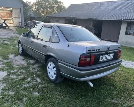 Сірий Опель Вектра, об'ємом двигуна 1.7 л та пробігом 260 тис. км за 1450 $, фото 6 на Automoto.ua
