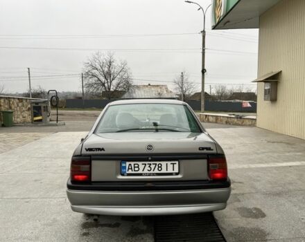 Серый Опель Вектра, объемом двигателя 1.6 л и пробегом 210 тыс. км за 1950 $, фото 6 на Automoto.ua