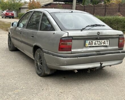 Серый Опель Вектра, объемом двигателя 1.8 л и пробегом 211 тыс. км за 650 $, фото 2 на Automoto.ua