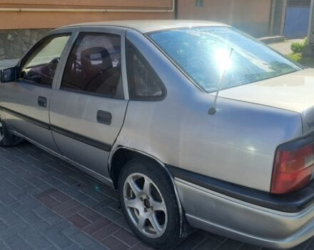 Серый Опель Вектра, объемом двигателя 2 л и пробегом 325 тыс. км за 950 $, фото 5 на Automoto.ua