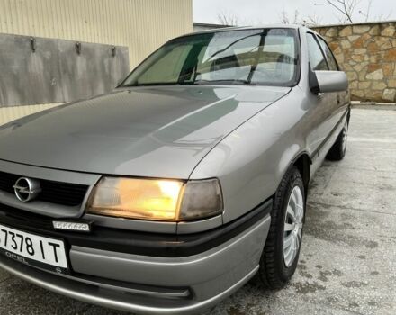 Серый Опель Вектра, объемом двигателя 1.6 л и пробегом 210 тыс. км за 1950 $, фото 2 на Automoto.ua