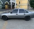 Сірий Опель Вектра, об'ємом двигуна 1.8 л та пробігом 350 тис. км за 901 $, фото 2 на Automoto.ua