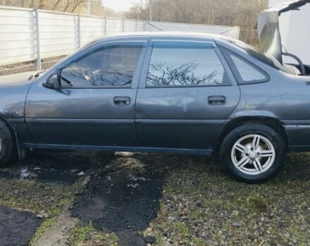 Сірий Опель Вектра, об'ємом двигуна 1.8 л та пробігом 445 тис. км за 1070 $, фото 5 на Automoto.ua