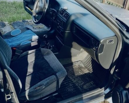 Сірий Опель Вектра, об'ємом двигуна 1.8 л та пробігом 445 тис. км за 1070 $, фото 6 на Automoto.ua