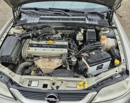 Сірий Опель Вектра, об'ємом двигуна 1.8 л та пробігом 267 тис. км за 1850 $, фото 15 на Automoto.ua