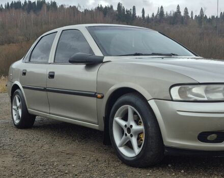 Сірий Опель Вектра, об'ємом двигуна 1.8 л та пробігом 267 тис. км за 1850 $, фото 4 на Automoto.ua