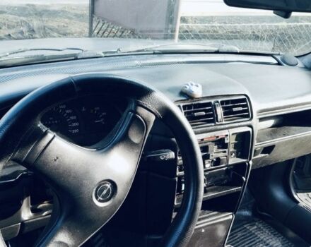 Сірий Опель Вектра, об'ємом двигуна 1.8 л та пробігом 445 тис. км за 1070 $, фото 1 на Automoto.ua