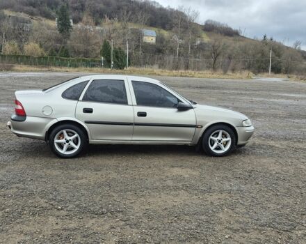 Сірий Опель Вектра, об'ємом двигуна 1.8 л та пробігом 267 тис. км за 1850 $, фото 5 на Automoto.ua