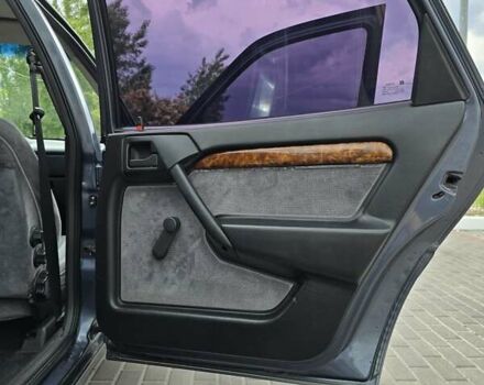 Серый Опель Вектра, объемом двигателя 2 л и пробегом 300 тыс. км за 1900 $, фото 18 на Automoto.ua