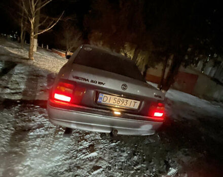 Серый Опель Вектра, объемом двигателя 2 л и пробегом 200 тыс. км за 1700 $, фото 6 на Automoto.ua