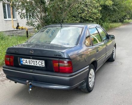 Сірий Опель Вектра, об'ємом двигуна 2 л та пробігом 176 тис. км за 1350 $, фото 3 на Automoto.ua