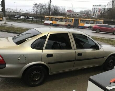 Сірий Опель Вектра, об'ємом двигуна 1.6 л та пробігом 280 тис. км за 1800 $, фото 3 на Automoto.ua