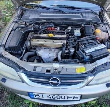 Серый Опель Вектра, объемом двигателя 2 л и пробегом 300 тыс. км за 2000 $, фото 13 на Automoto.ua