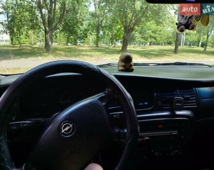 Серый Опель Вектра, объемом двигателя 2 л и пробегом 400 тыс. км за 2500 $, фото 2 на Automoto.ua