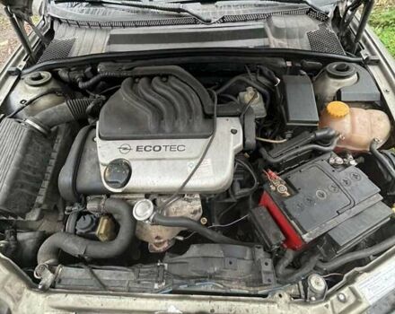 Серый Опель Вектра, объемом двигателя 1.6 л и пробегом 340 тыс. км за 1900 $, фото 5 на Automoto.ua