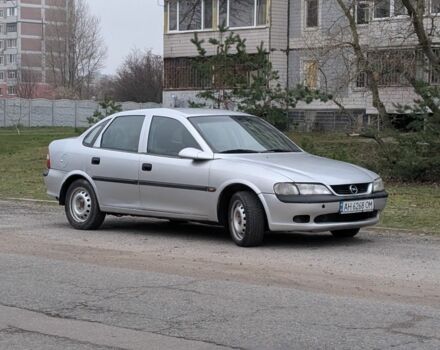 Серый Опель Вектра, объемом двигателя 1.8 л и пробегом 234 тыс. км за 1999 $, фото 6 на Automoto.ua