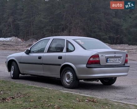 Серый Опель Вектра, объемом двигателя 1.8 л и пробегом 234 тыс. км за 1999 $, фото 2 на Automoto.ua