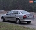 Серый Опель Вектра, объемом двигателя 1.8 л и пробегом 234 тыс. км за 1999 $, фото 2 на Automoto.ua
