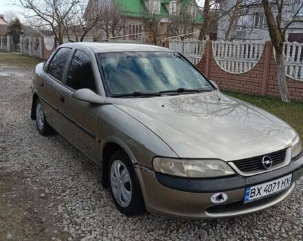 Серый Опель Вектра, объемом двигателя 1.6 л и пробегом 400 тыс. км за 900 $, фото 1 на Automoto.ua