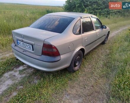 Сірий Опель Вектра, об'ємом двигуна 1.8 л та пробігом 55 тис. км за 1300 $, фото 4 на Automoto.ua