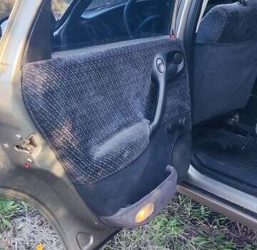 Серый Опель Вектра, объемом двигателя 2 л и пробегом 300 тыс. км за 2000 $, фото 5 на Automoto.ua