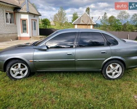 Серый Опель Вектра, объемом двигателя 2 л и пробегом 412 тыс. км за 2800 $, фото 3 на Automoto.ua