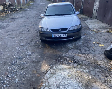 Серый Опель Вектра, объемом двигателя 1.6 л и пробегом 400 тыс. км за 1650 $, фото 4 на Automoto.ua