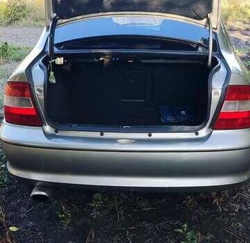 Серый Опель Вектра, объемом двигателя 2 л и пробегом 300 тыс. км за 2000 $, фото 6 на Automoto.ua