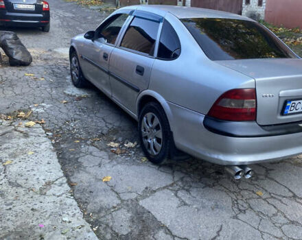 Серый Опель Вектра, объемом двигателя 1.6 л и пробегом 400 тыс. км за 1650 $, фото 2 на Automoto.ua