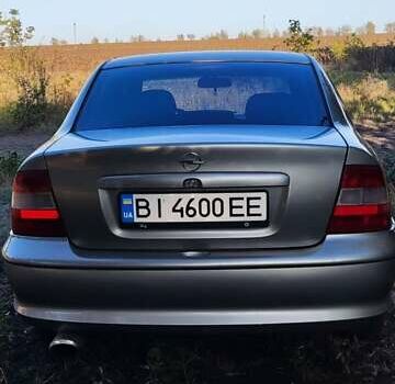 Серый Опель Вектра, объемом двигателя 2 л и пробегом 300 тыс. км за 2000 $, фото 7 на Automoto.ua