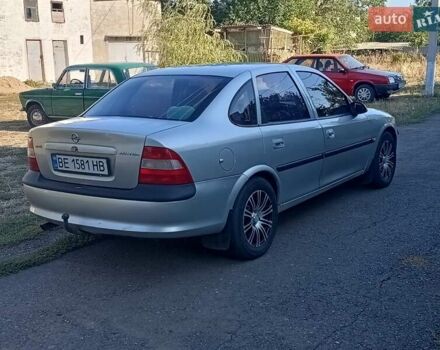 Серый Опель Вектра, объемом двигателя 1.6 л и пробегом 351 тыс. км за 2600 $, фото 4 на Automoto.ua
