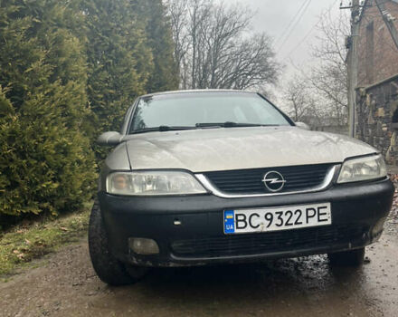 Серый Опель Вектра, объемом двигателя 1.6 л и пробегом 330 тыс. км за 1850 $, фото 6 на Automoto.ua