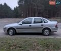 Серый Опель Вектра, объемом двигателя 1.8 л и пробегом 234 тыс. км за 1999 $, фото 1 на Automoto.ua
