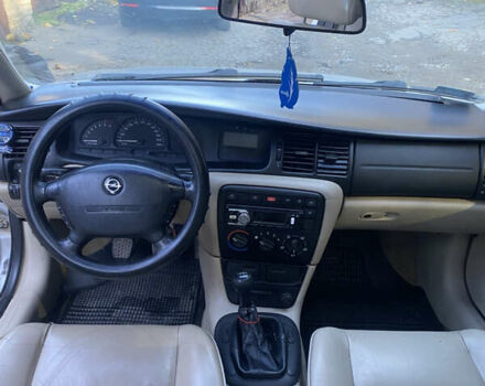 Серый Опель Вектра, объемом двигателя 1.6 л и пробегом 400 тыс. км за 1650 $, фото 7 на Automoto.ua