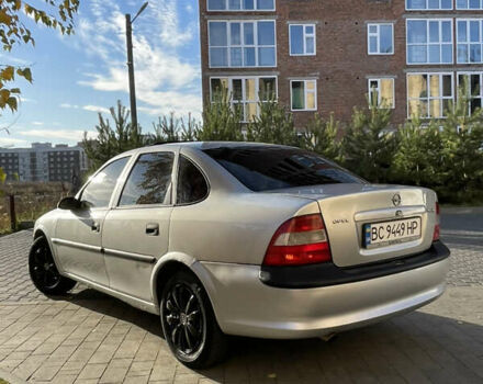 Серый Опель Вектра, объемом двигателя 1.6 л и пробегом 332 тыс. км за 1870 $, фото 9 на Automoto.ua